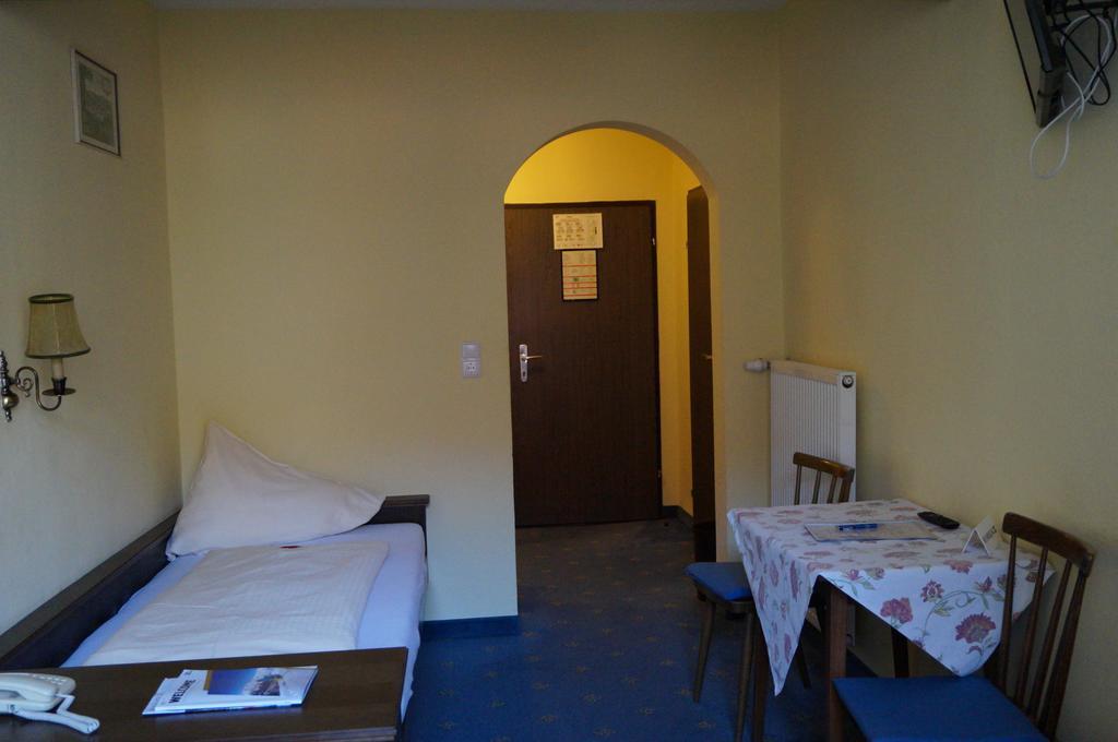 Hotel Happ Innsbruck Pokój zdjęcie